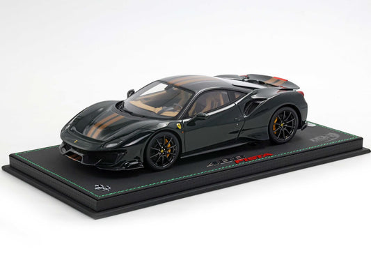 1:18 BBR Ferrari 488 PISTA Verde British con striscia oro - P18145N