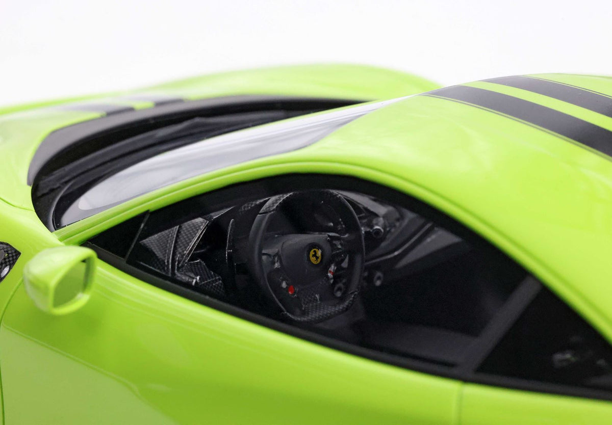 Ferrari 488 PISTA Verde Germoglio - P18145O