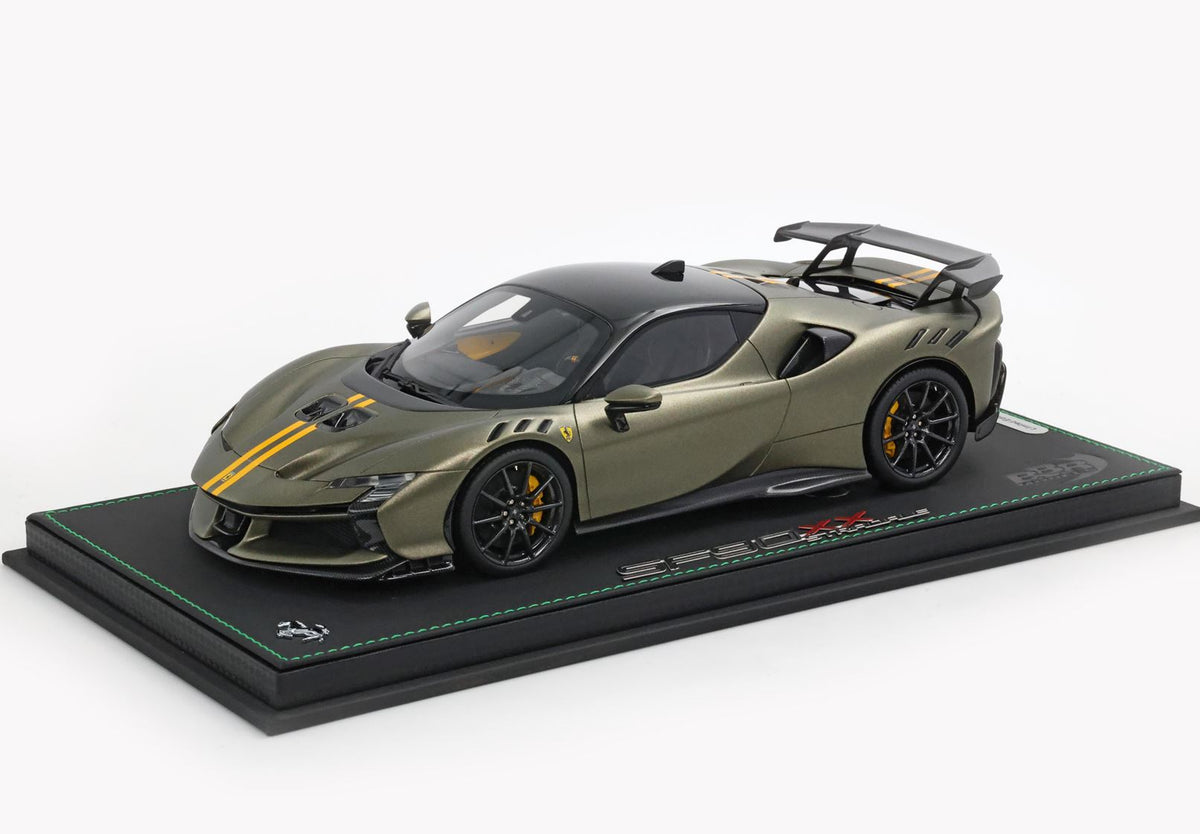 Ferrari SF90 XX Stradale Verde Masoni opaco - yellow stripe P18237R