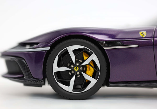 Ferrari 12Cilindri Coupe Viola Hong Kong P18248HK
