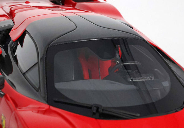 Ferrari F80 Carbon Optional Rosso Corsa / Bicolor Wheels P18253A1