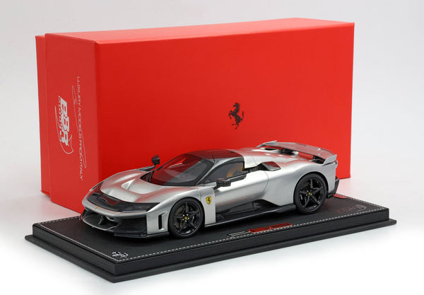 Ferrari F80 carbon optional Glossy Aluminium - carbon wheels P18253E
