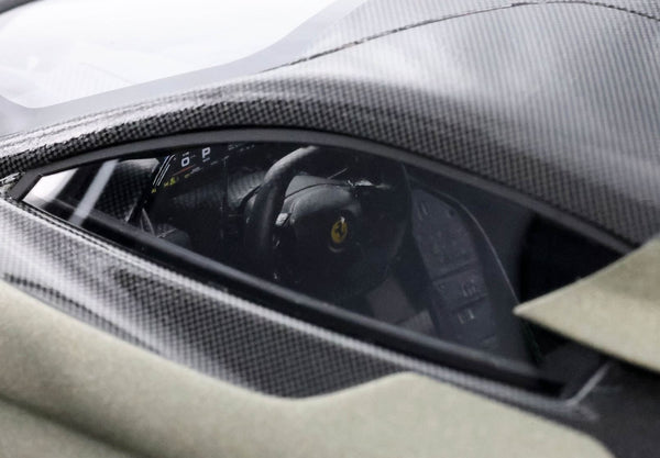 Ferrari F80 carbon optional Verde Masoni Opaco - bicolor wheels carbon and silver - P18253I1