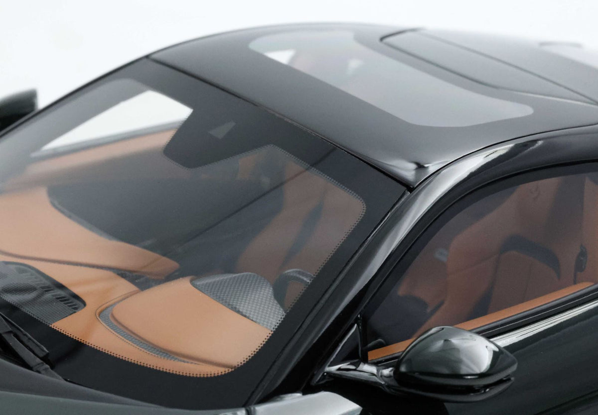 1:18 BBR Ferrari 12Cilindri Panoramic roof British Green - P18254H