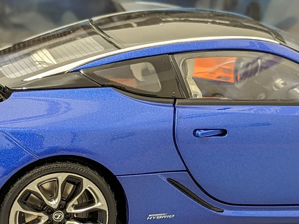 Toyota Lexus LC500h Hybrid Morpho Blue (Dealer Edition)
