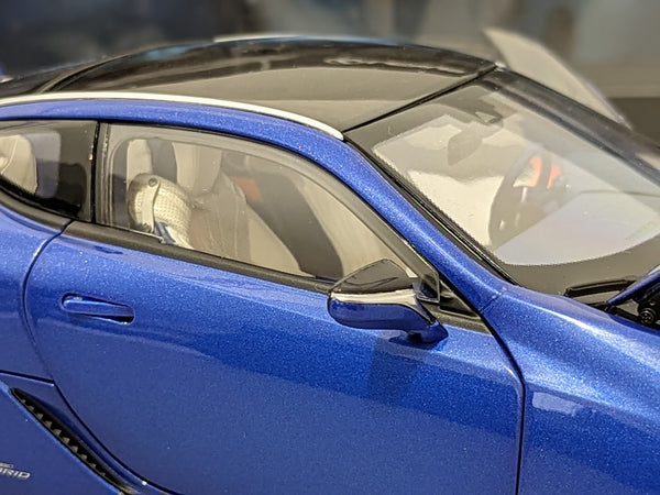 Toyota Lexus LC500h Hybrid Morpho Blue (Dealer Edition)