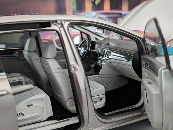 VW Viloran Goldbeige Metallic