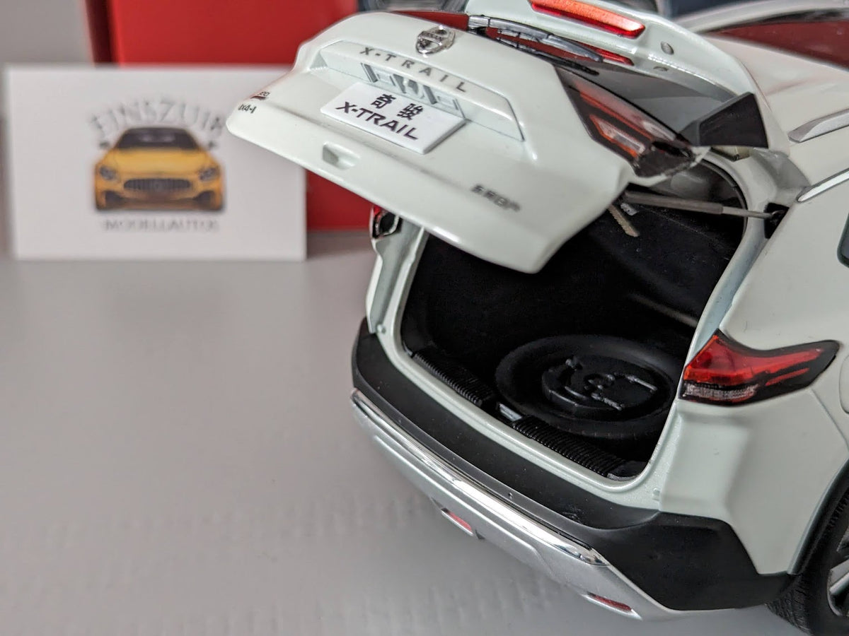 Nissan X-Trail Weiss