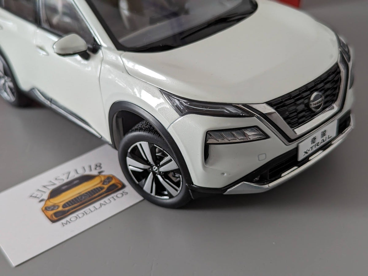 Nissan X-Trail Weiss