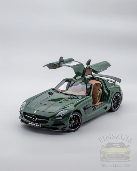 Mercedes-Benz SLS AMG Black Series 2013 Irish Green - 110033027
