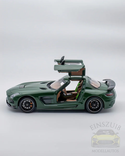 Mercedes-Benz SLS AMG Black Series 2013 Irish Green - 110033027