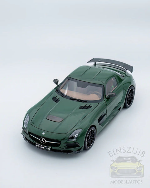 Mercedes-Benz SLS AMG Black Series 2013 Irish Green - 110033027