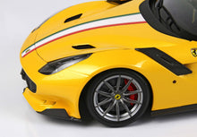 Lade das Bild in den Galerie-Viewer, Ferrari F12 TDF 2016 Giallo Tristrato Italian Flag
