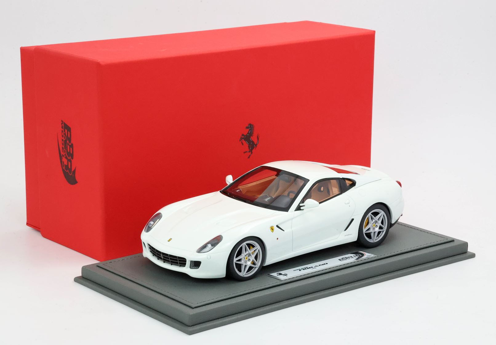 Ferrari 599 GTB Fiorano 2006 Automatic Gear Avus White / Cuoio Interior