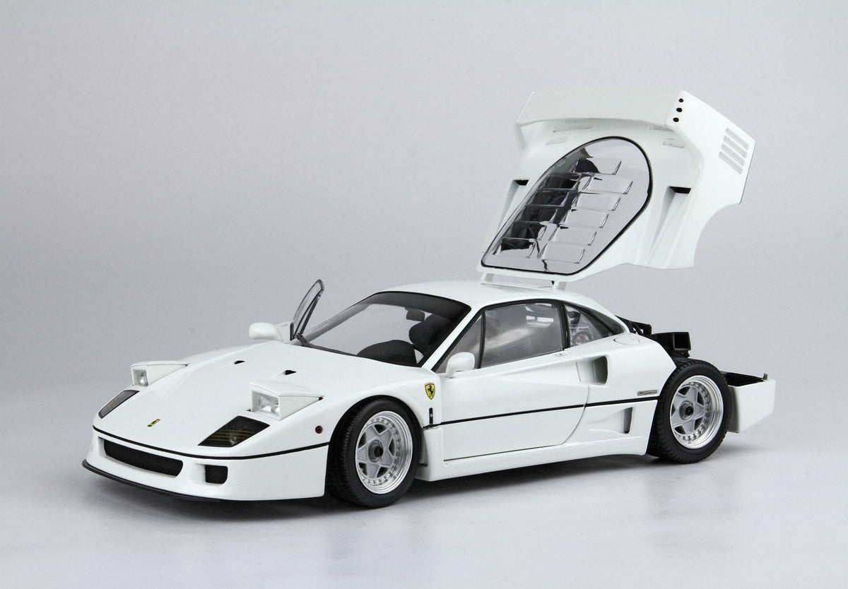 Ferrari F40 White / Silver Rims (BBR-Kyosho)