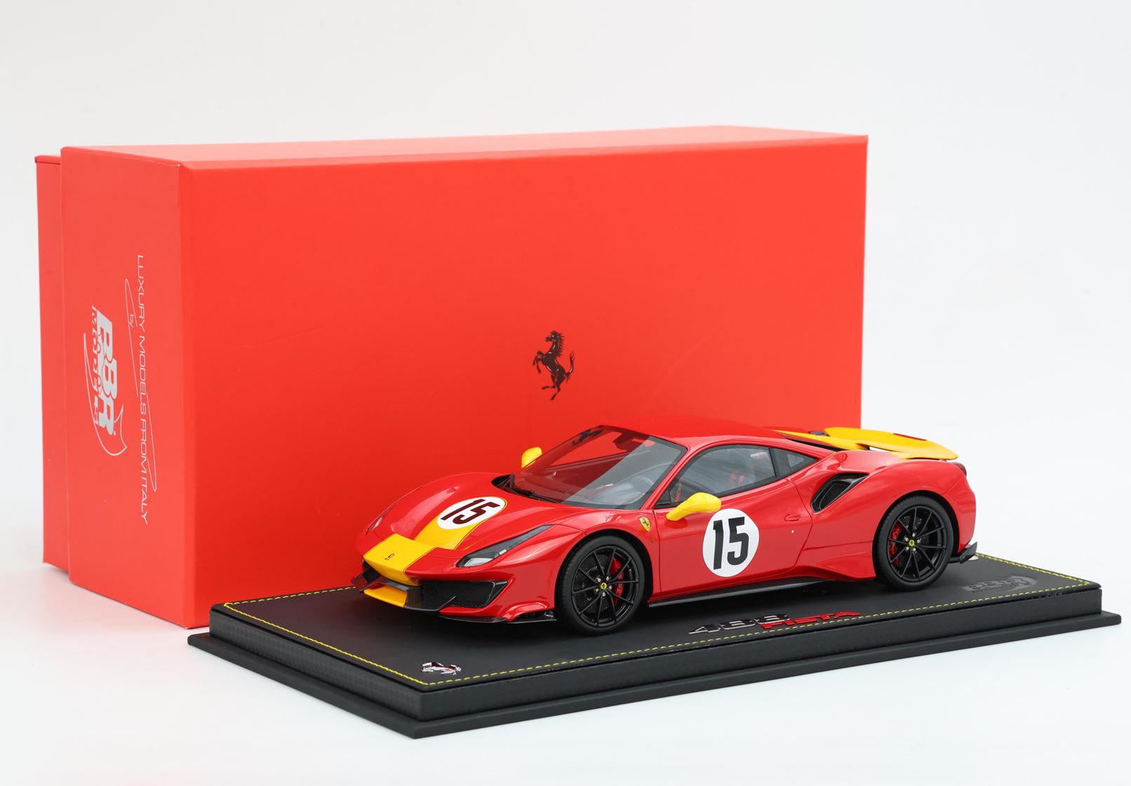 Ferrari 488 Pista Customized Race #15 LeMans 1973 Red / Yellow Stripes