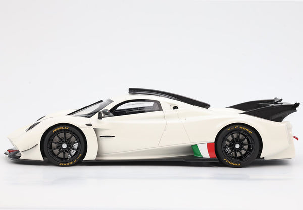 Pagani Huayra R White Benny