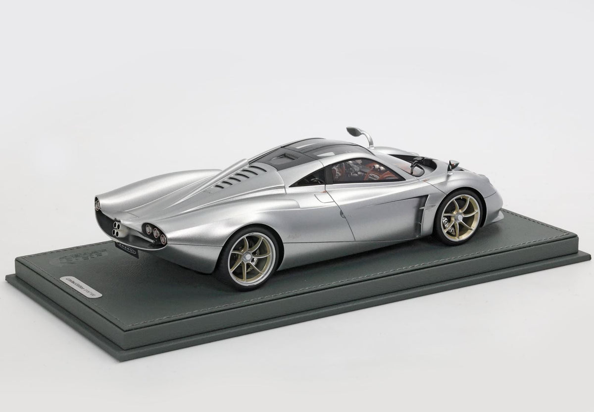 Pagani Huayra Codalunga Semi Matt Grigio Montecarlo