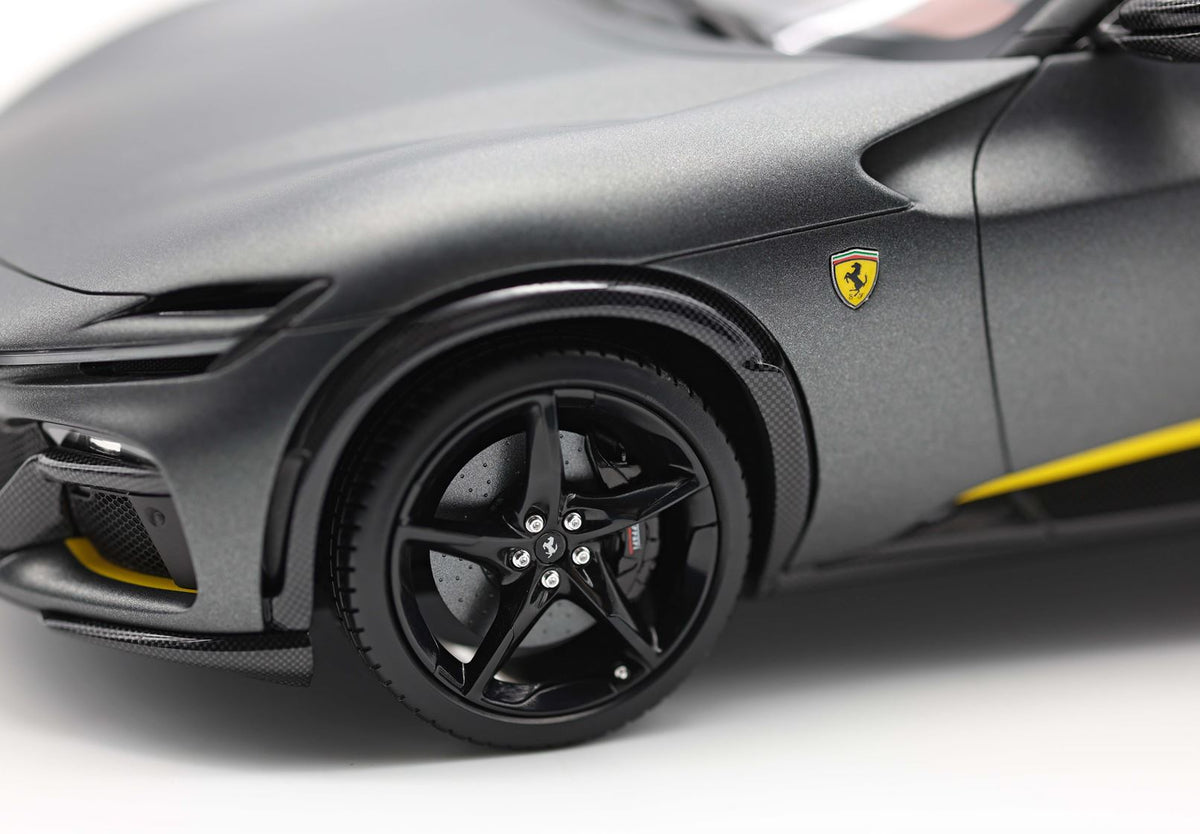 Ferrari Purosangue Panoramic Roof Matt Silverstone Grey / Yellow Stripes