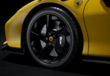 Lade das Bild in den Galerie-Viewer, Ferrari SF90 XX Stradale Yellow Three Layer / Black Brakes
