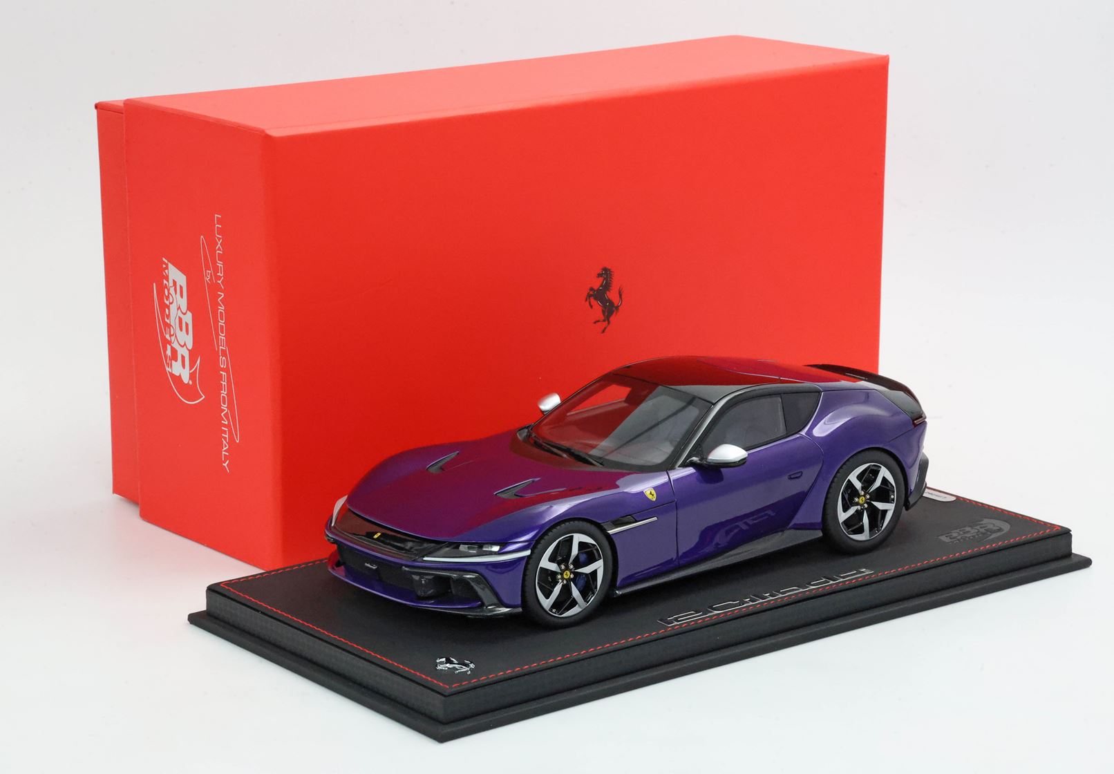 Ferrari 12Cilindri Panoramic Roof Violet Al Humaid