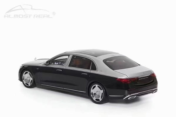 Mercedes-Benz Maybach S-Klasse S680 2021 Hightech Silver/Obsidian Black