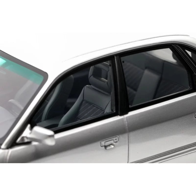 Audi S4 (C4) 4.2 V8 1993 Crystal Silver C6