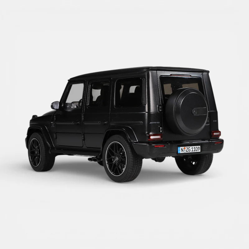 Mercedes-AMG G63 W465 nightblack magno 1109/52