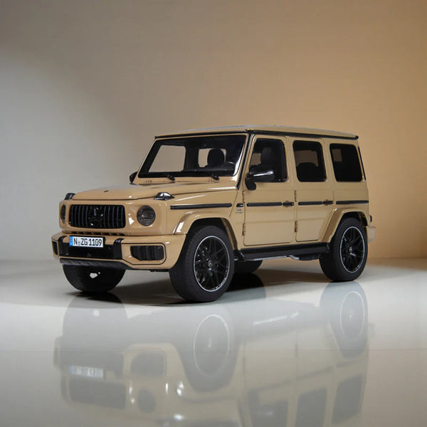 Mercedes-AMG G63 W465 Polar White / Desert Sand