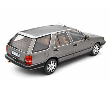 1:18 Lancia Thema Station Wagon T.D. 1988-92 LM217D Grau