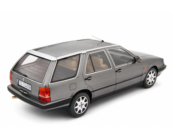 1:18 Lancia Thema Station Wagon T.D. 1988-92 LM217D Grau
