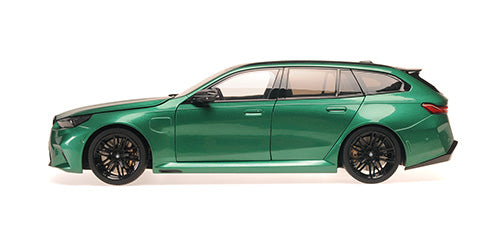BMW M5 Touring 2024 Green Metallic (All Open)