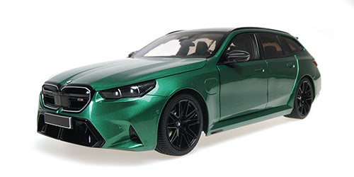 BMW M5 Touring 2024 Green Metallic (All Open)