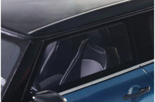 Lade das Bild in den Galerie-Viewer, Mini Cooper S 2021 Island Blue + White Stripes

