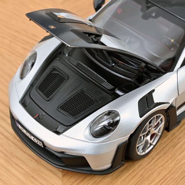 Porsche 911 GT3 RS 2022 GT Silvermetallic Weissach Package