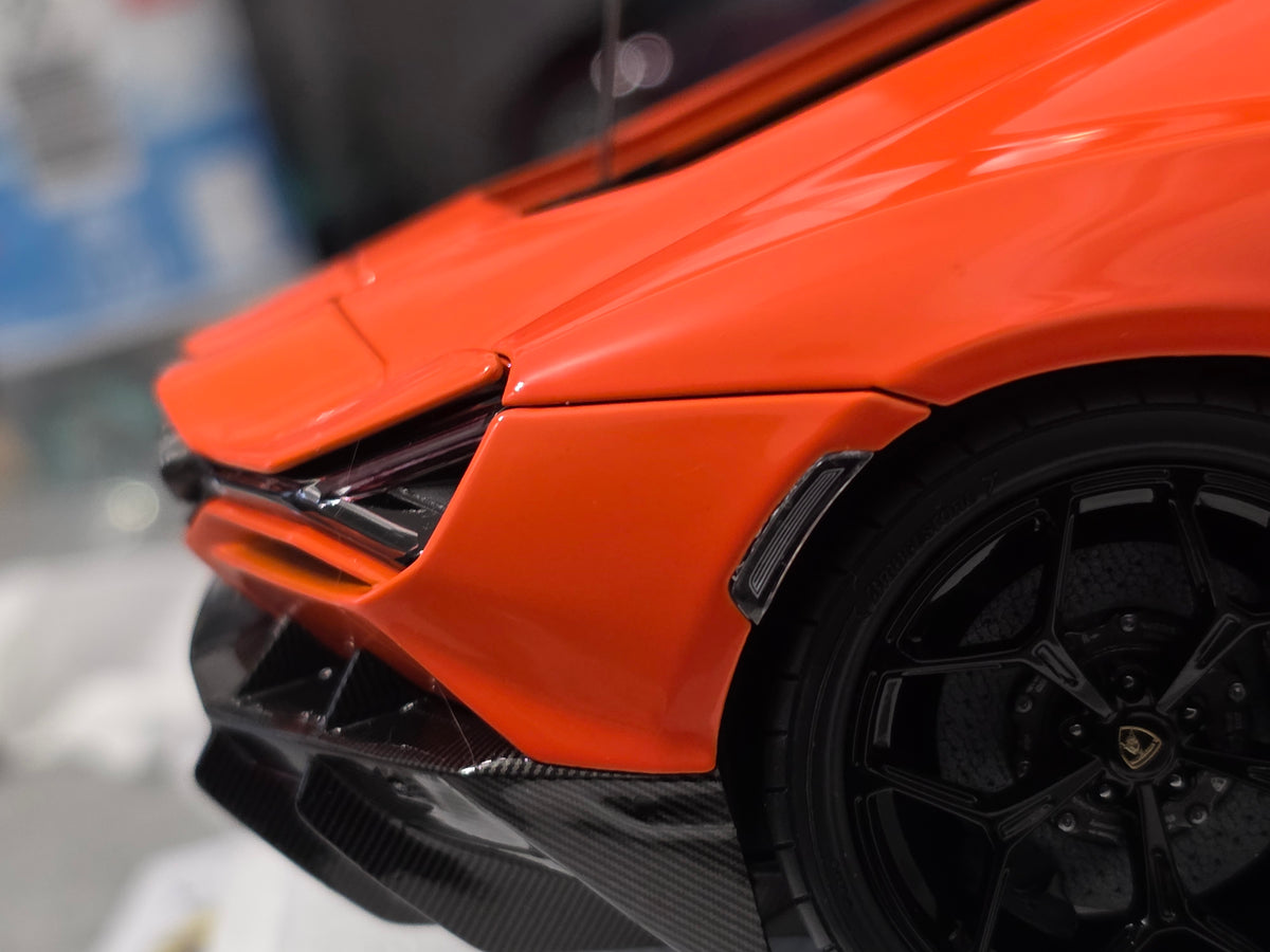 1:18 LCD Models - 2023 Lamborghini Revuelto Hybrid Orange LCD18026-OR