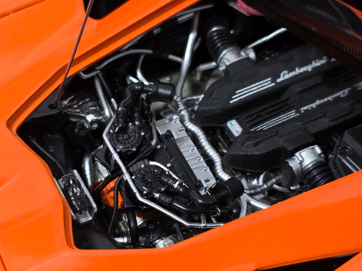 1:18 LCD Models - 2023 Lamborghini Revuelto Hybrid Orange LCD18026-OR