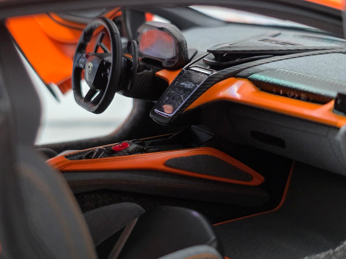 1:18 LCD Models - 2023 Lamborghini Revuelto Hybrid Orange LCD18026-OR