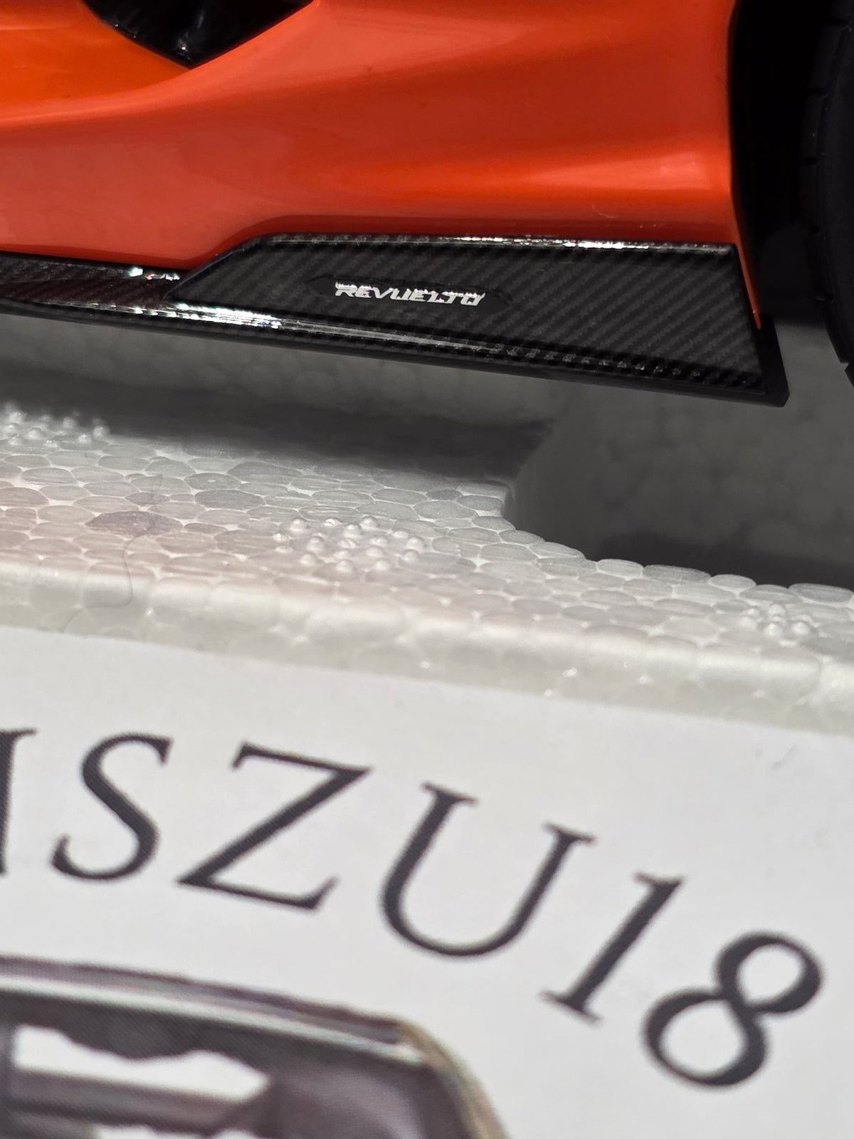 1:18 LCD Models - 2023 Lamborghini Revuelto Hybrid Orange LCD18026-OR