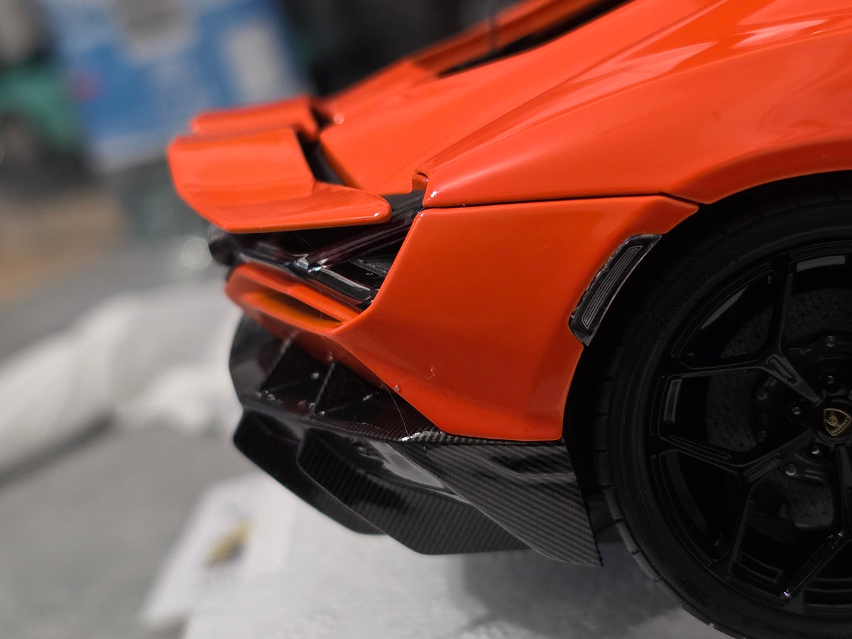 1:18 LCD Models - 2023 Lamborghini Revuelto Hybrid Orange LCD18026-OR