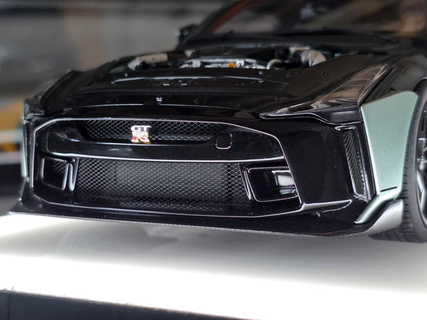 Nissan GT-R50 by Italdesign Metallic Green / Black