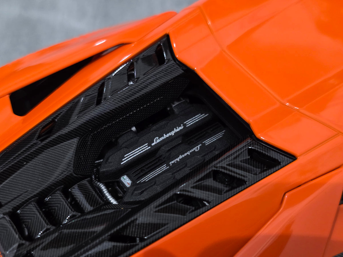 1:18 LCD Models - 2023 Lamborghini Revuelto Hybrid Orange LCD18026-OR