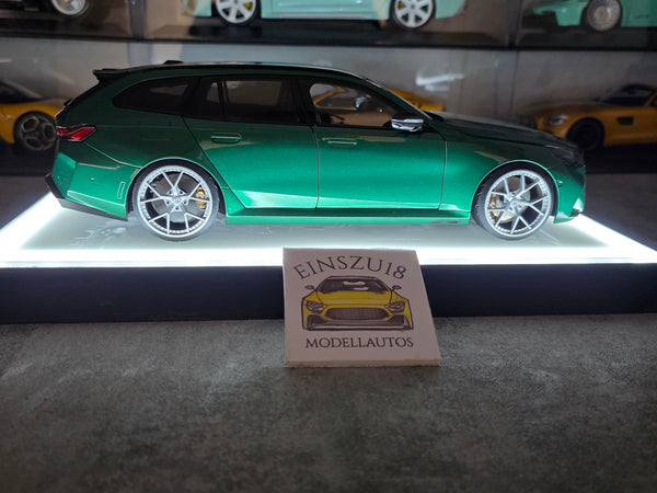 1 of 1  Minichamps BMW M5 Touring 2024 Green Metallic - HRE Wheels Silver - 110023902