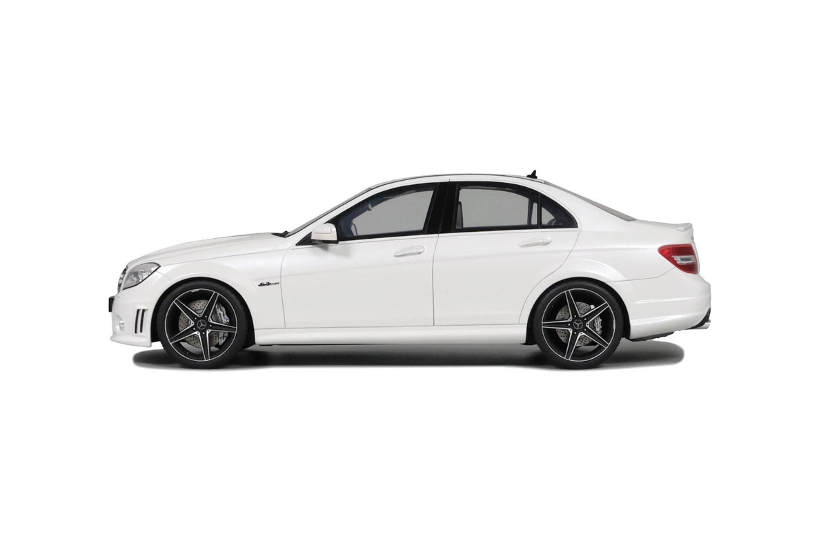 Mercedes-Benz C63 AMG 2007 Diamond White