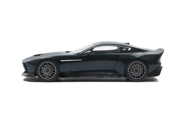 Aston Martin Victor Pentland Green 2021 - GT428