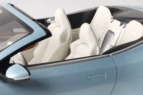 Aston Martin DB12 Volante 2023 Carribbean Blue Pearl 2