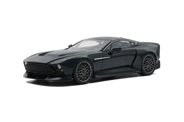 Aston Martin Victor Pentland Green 2021 - GT428