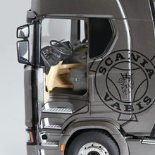 Lade das Bild in den Galerie-Viewer, Scania V8 730S 4x2 Grau mit Vabis Logo &amp; Lohr Autotransporter
