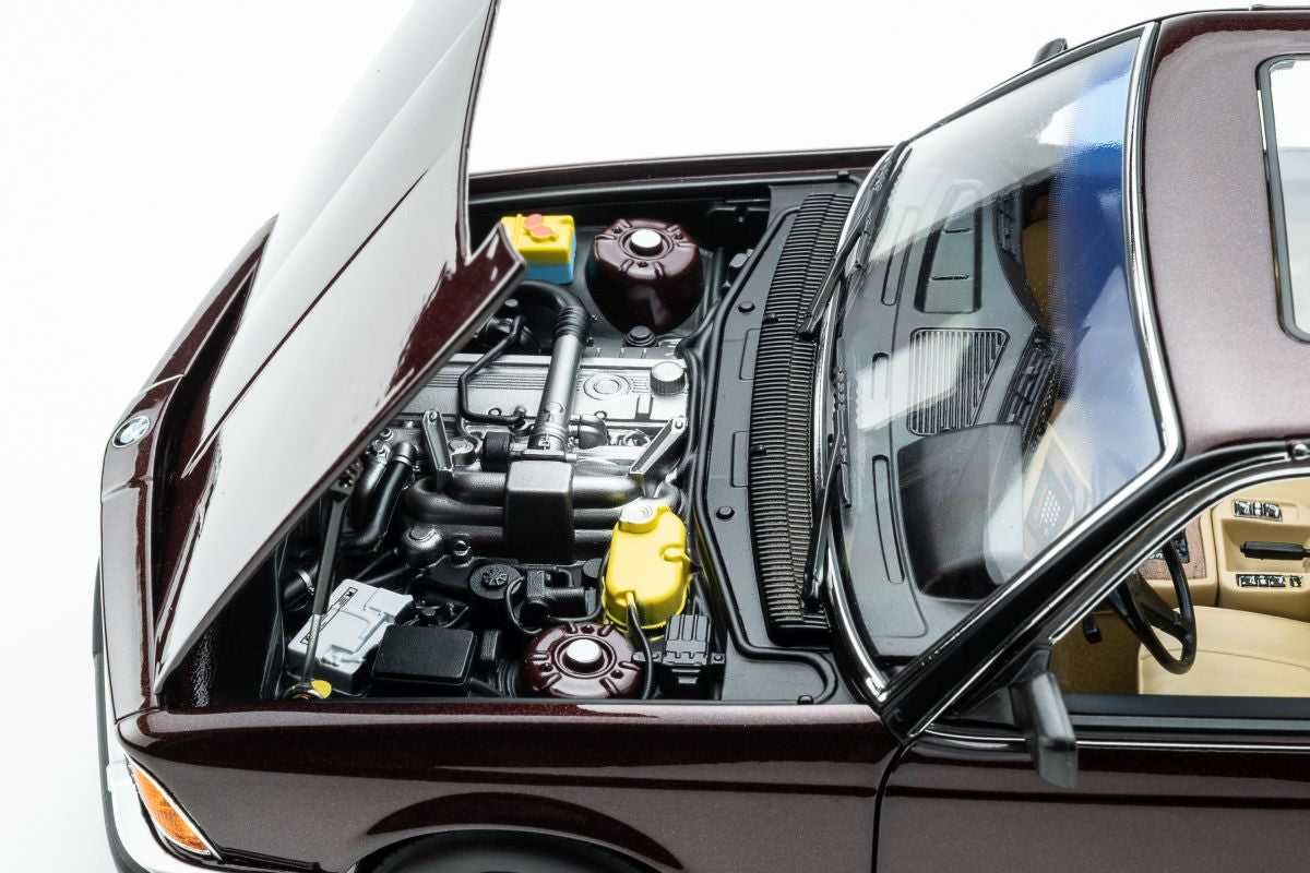 BMW 745i E23 (1984) - 18023000 / 18023001 / 18023002