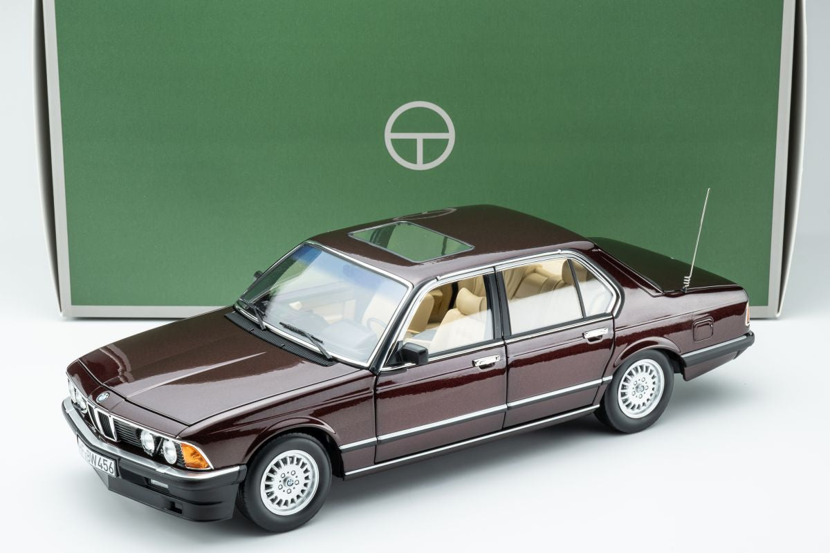 BMW 745i E23 (1984) - 18023000 / 18023001 / 18023002